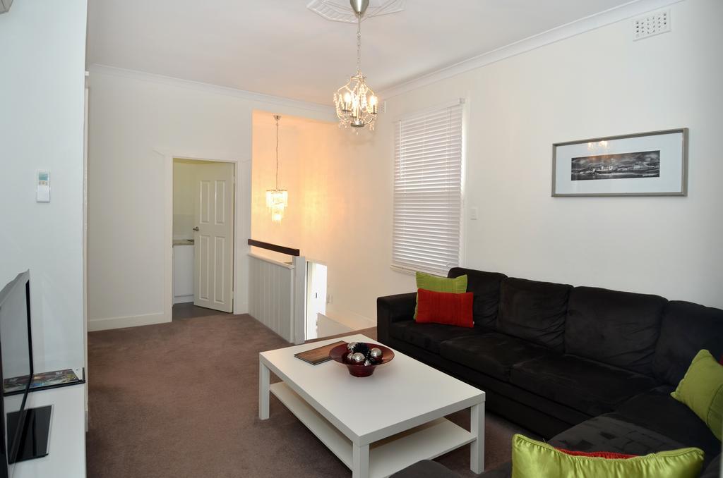 Albany Central Apartments Rum bild